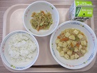 給食の写真