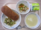 給食の写真