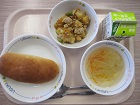 給食の写真