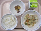 給食の写真