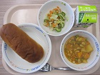 給食の写真