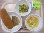 給食の写真