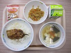 給食の写真