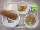 給食の写真