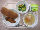 給食の写真