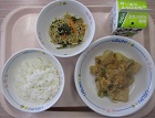 給食の写真