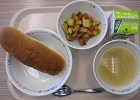 給食の写真