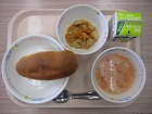 給食の写真