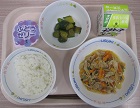 給食の写真
