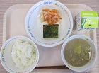給食の写真