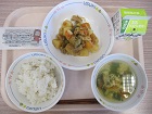 給食の写真