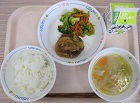 給食の写真