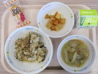給食の写真