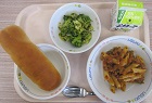給食の写真