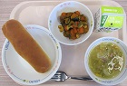 給食の写真